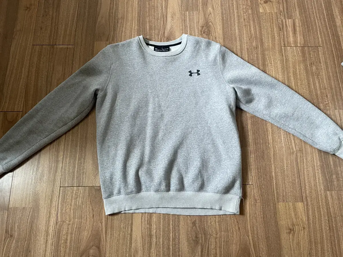 언더아머 맨투맨 gray (xl size)